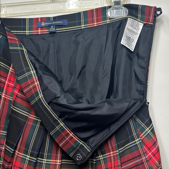 Brooks Brothers red black tartan plaid pleated skirt knee length size 12 - Picture 4 of 7
